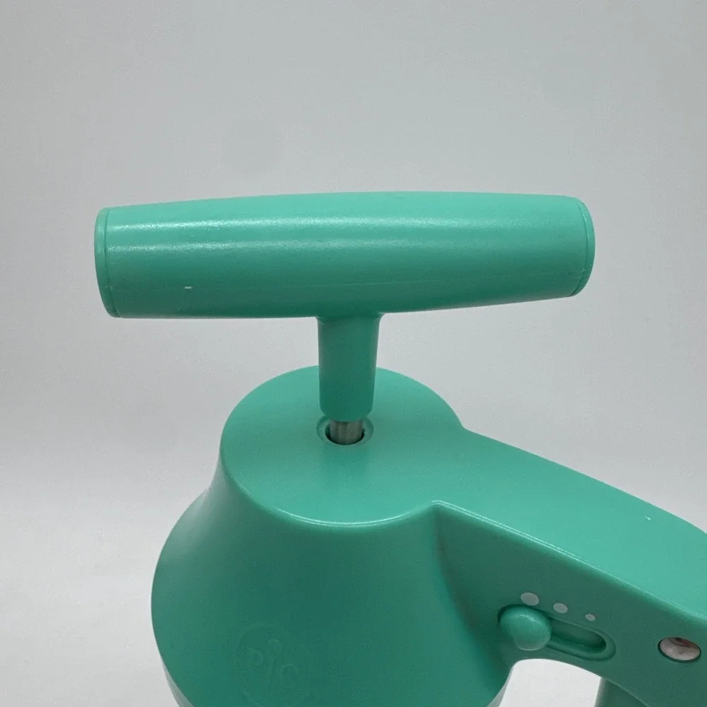 Pampered Chef new never